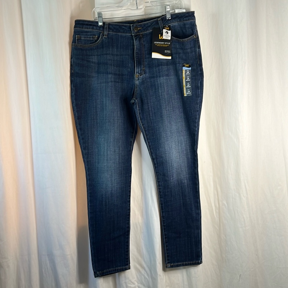 Lee Skinny Mid-Rise Jeans